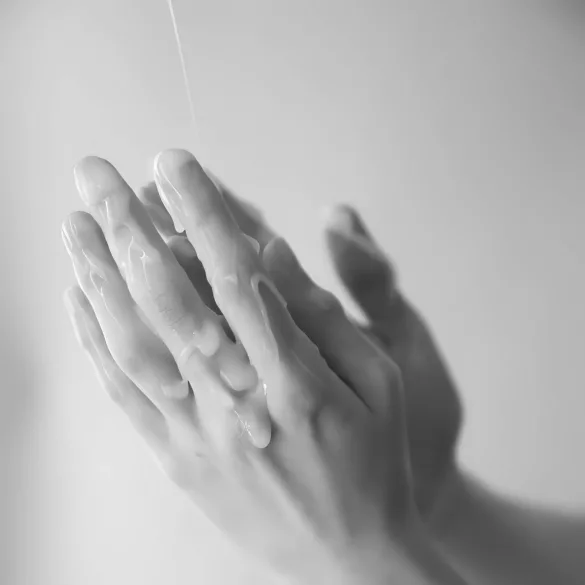 Creamy - Gleitmittel mit künstlichem Sperma auf Wasserbasis (150 ml)