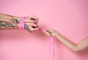 Shibari – Japanisches Bondage: Was ist es und warum fasziniert es so?